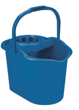 Plastikeimer mit Metallgriff für die Reinigung